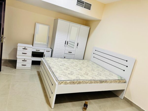 MDF King Size Bed Set 180x200cm with 20cm Medical Mattress, 2 Side Tables, Dressing Table & 3-Door Cabinet